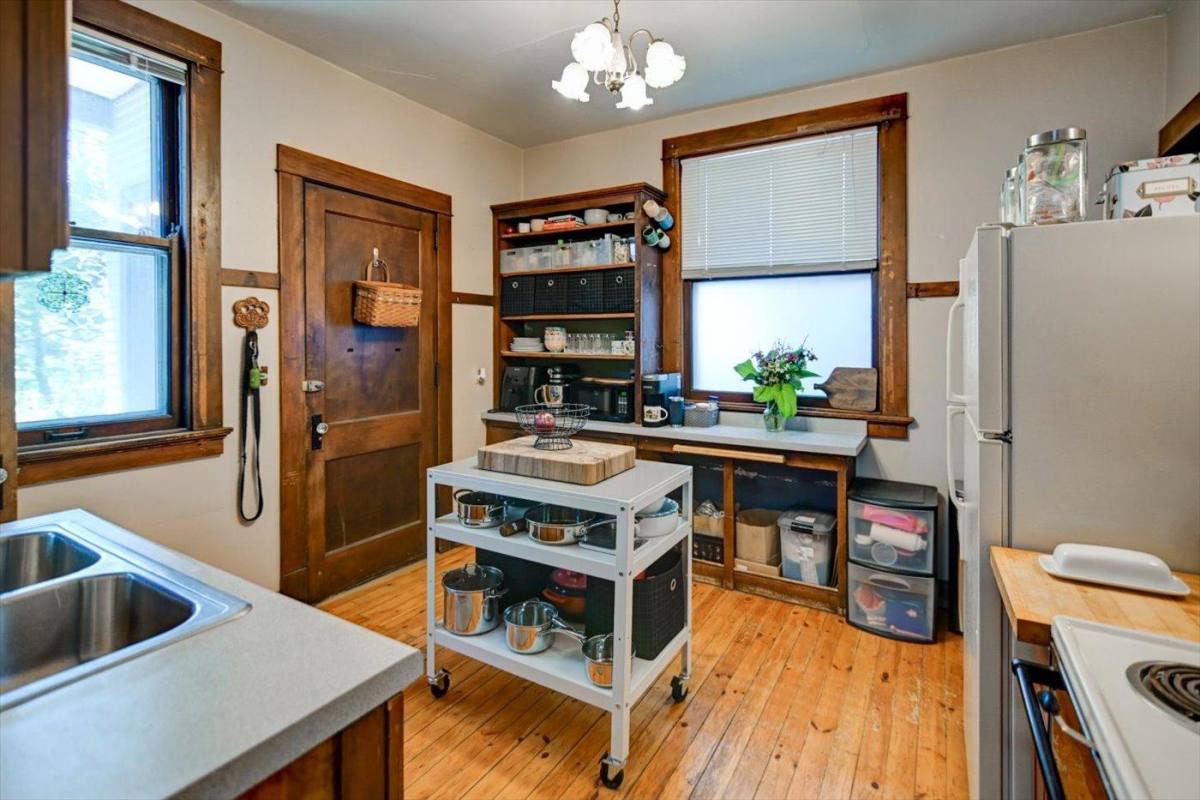 Apartment for rent at 416 Castle Place 1, Madison, WI 53703