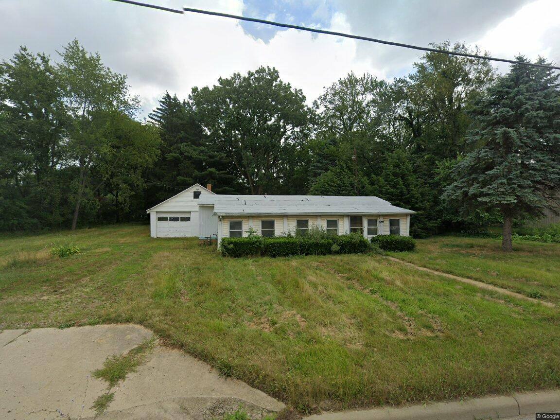 House for rent at 4128 Harmont Ave NE, Canton, OH 44705
