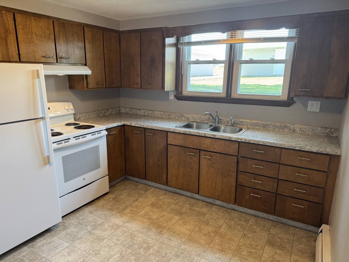 Apartment for rent at 614 11th Ave SW #3, Valley City, ND 58072