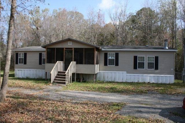 192 Smiley Loop Rd, Riceboro, GA 31323