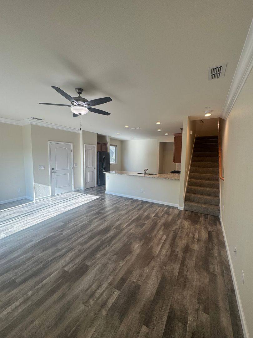 Apartment for rent at 842 Mission Dr Oro, Redding, CA 96003