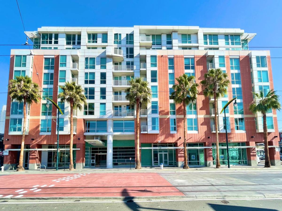 Condo for rent at 555 4th St, San Francisco, CA 94107