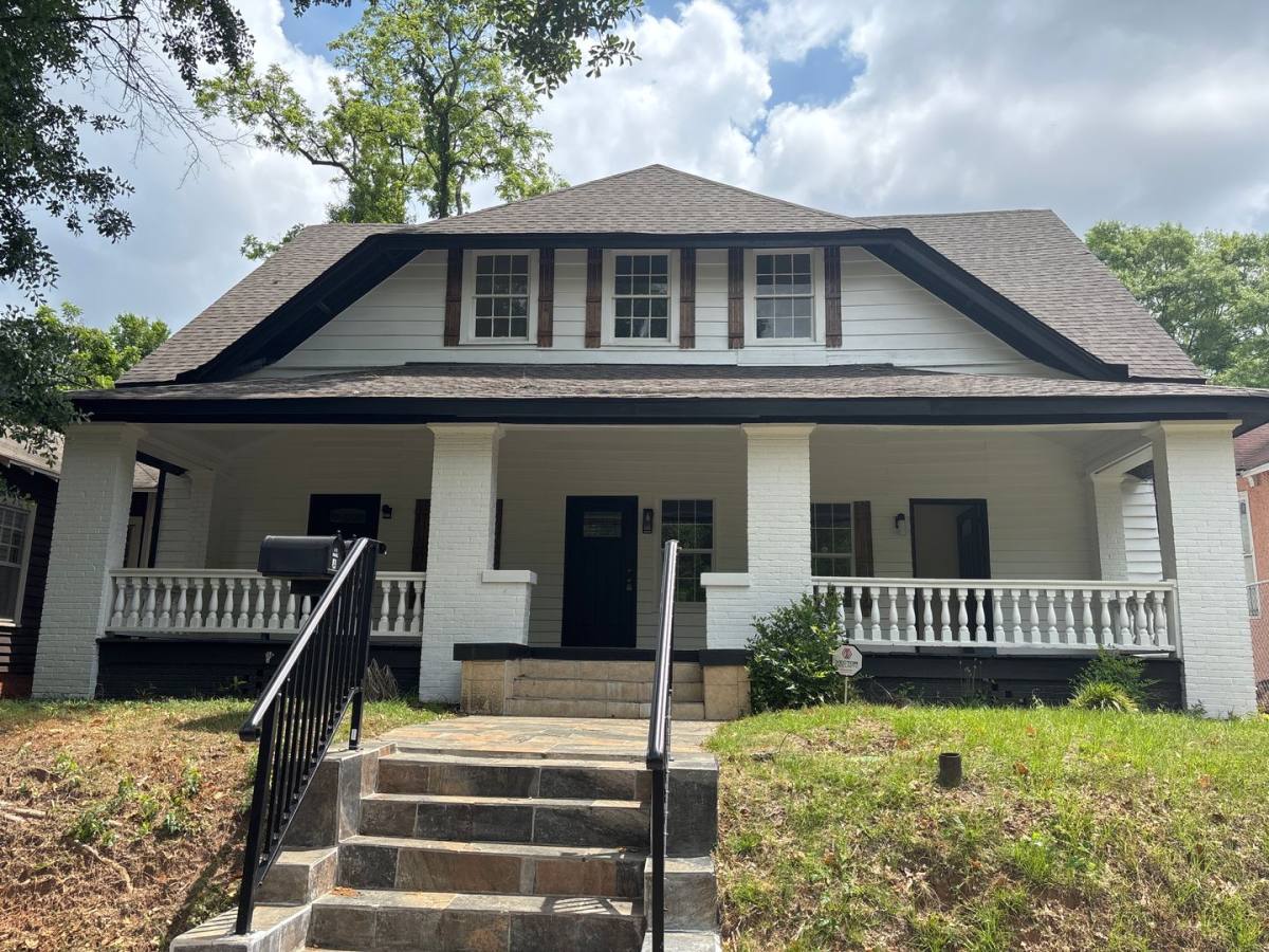 House for rent at 1215 S Hull St, Montgomery, AL 36104
