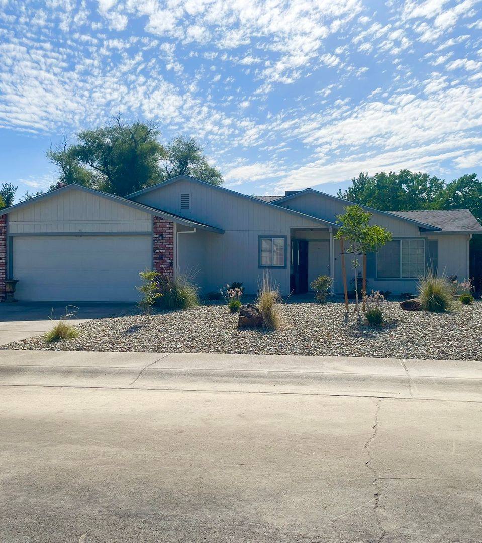 House for rent at 2957 Seminole Dr, Redding, CA 96001