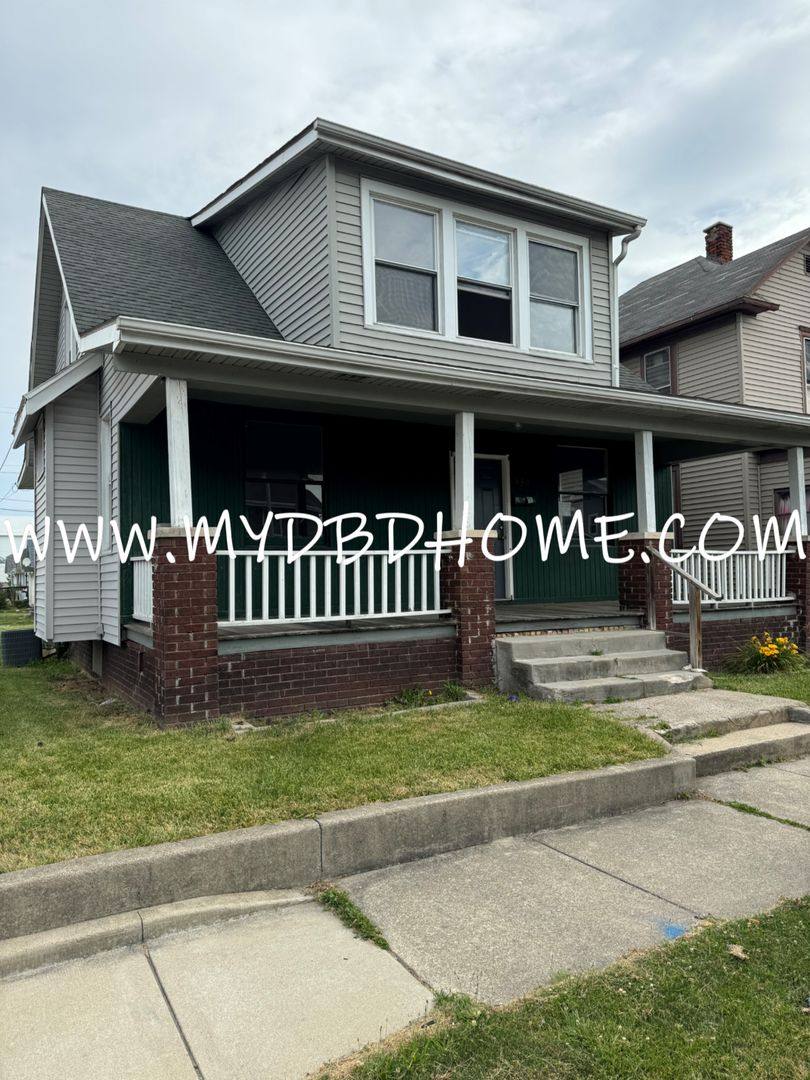 House for rent at 950 Burgess St, Fort Wayne, IN 46808