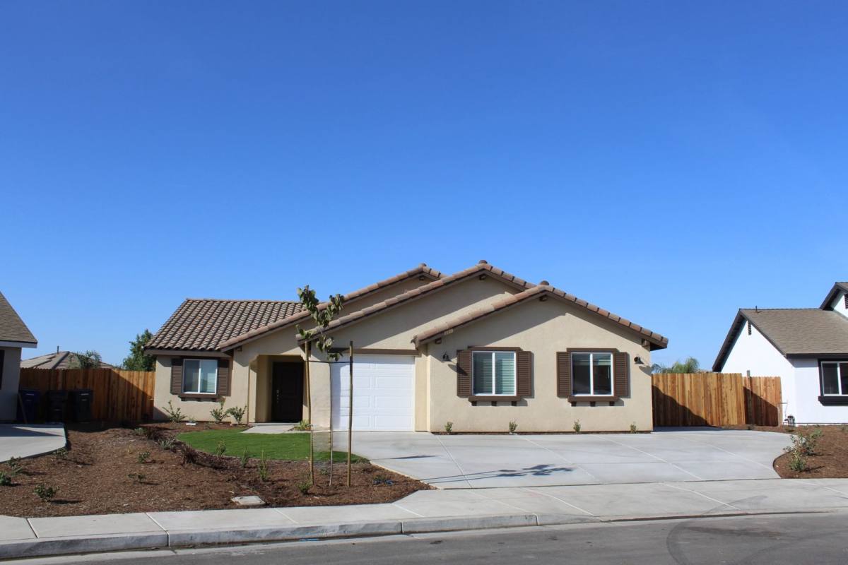 House for rent at 7320 Erskineville Dr, Bakersfield, CA 93307