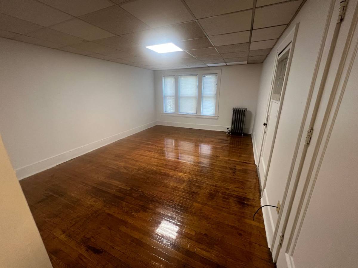 Apartment for rent at 71-81 School St, Springfield, MA 01105