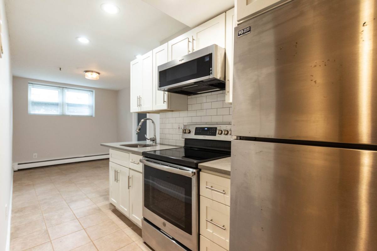 Apartment for rent at 12 Gardner St #1A, Allston, MA 02134