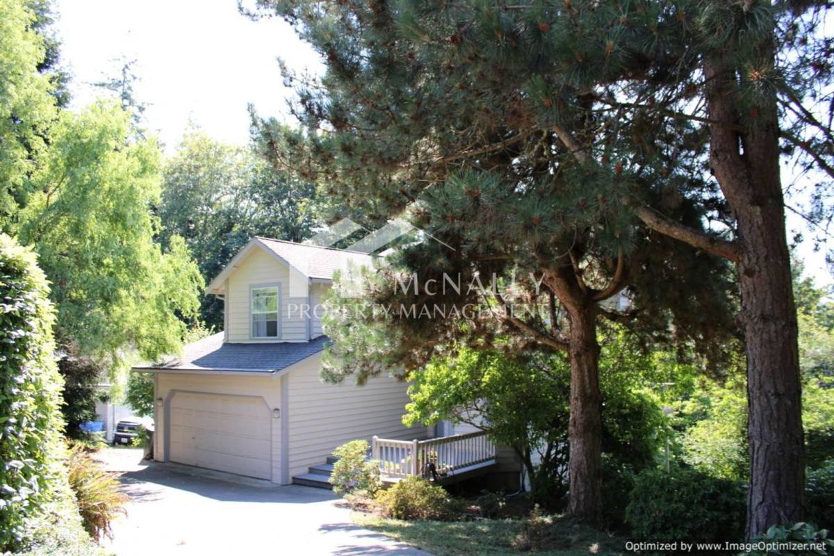 House for rent at 11210 67th Ave Court NW, Gig Harbor, WA 98332