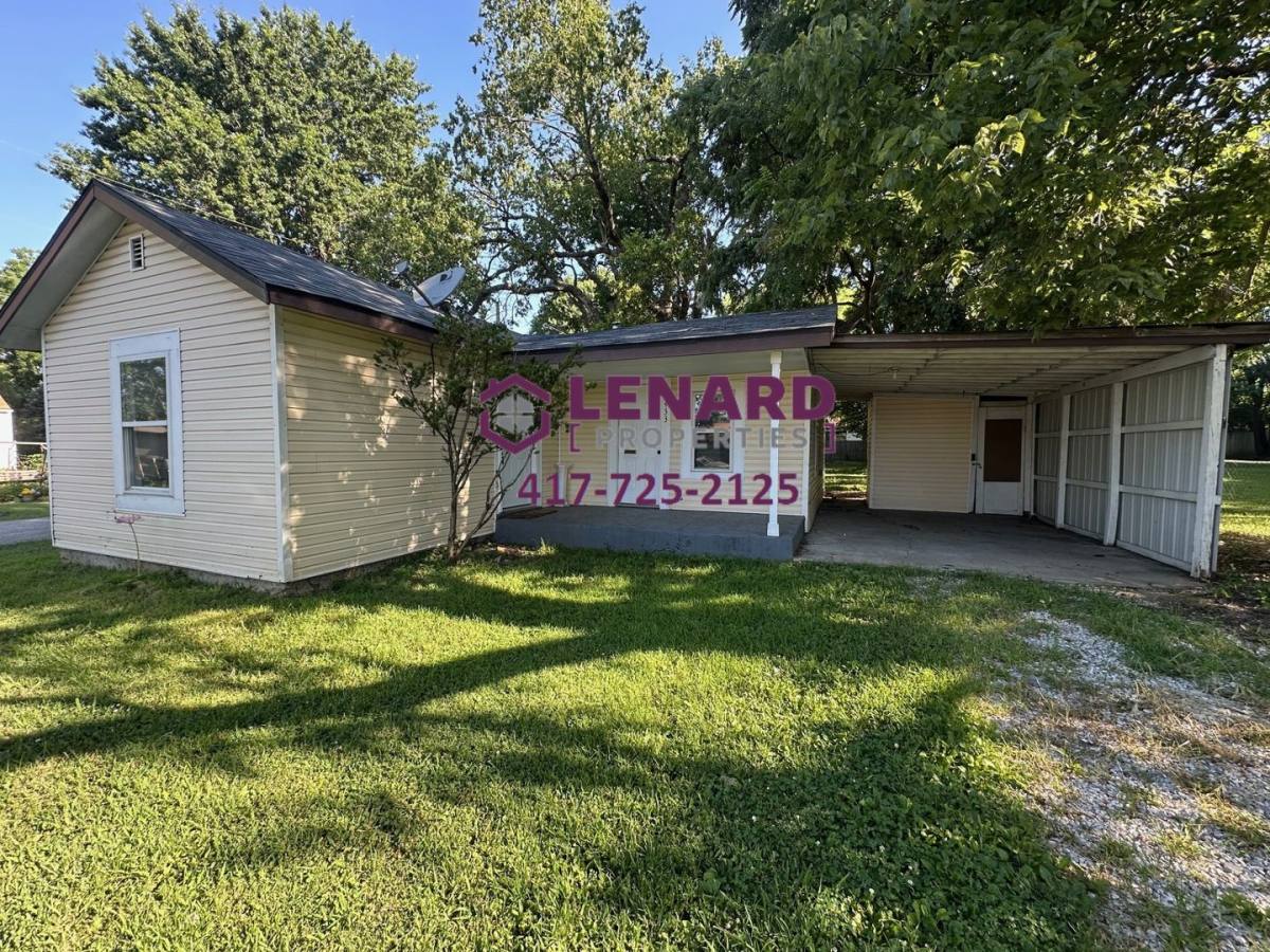House for rent at 1433 E 24th St N, Springfield, MO 65803