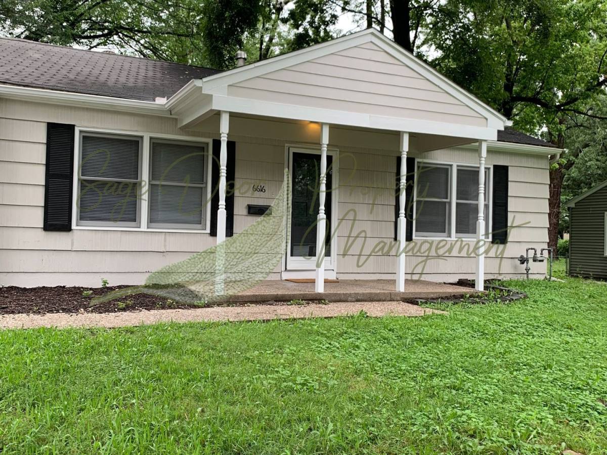 House for rent at 6616 Oxford Ave, Kansas City, MO 64133
