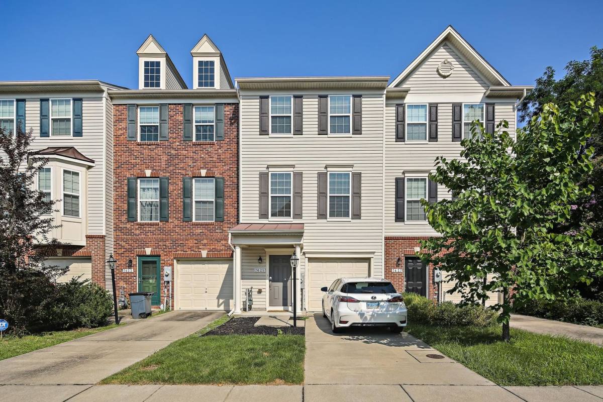 Townhouse for rent at 7425 Willow View Lane, Glen Burnie, MD 21060
