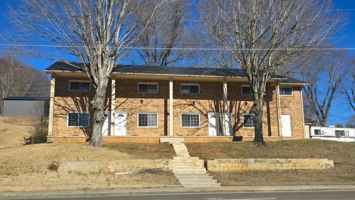 Townhouse for rent at 454 N Central Ave, Church Hill, TN 37642