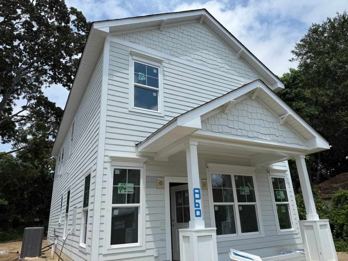 House for rent at 860 Tripe St, Charleston, SC 29407