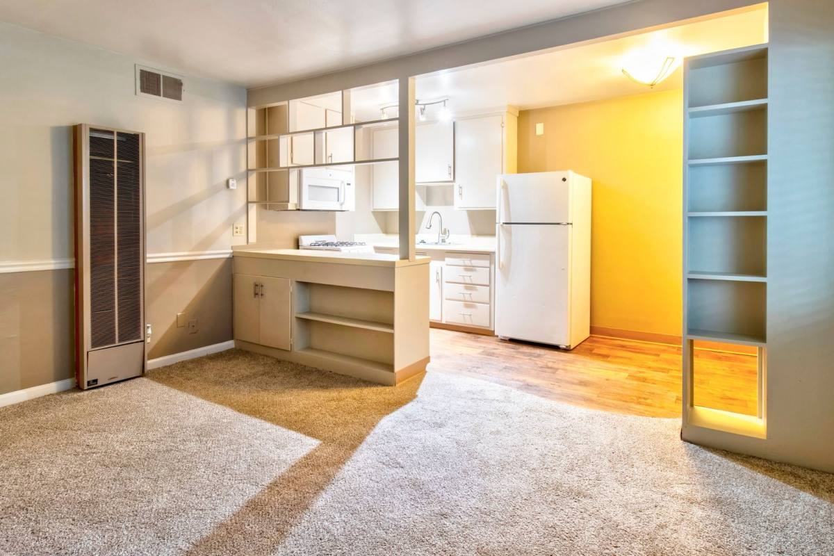 Apartment for rent at 1808 N St, Sacramento, CA 95811
