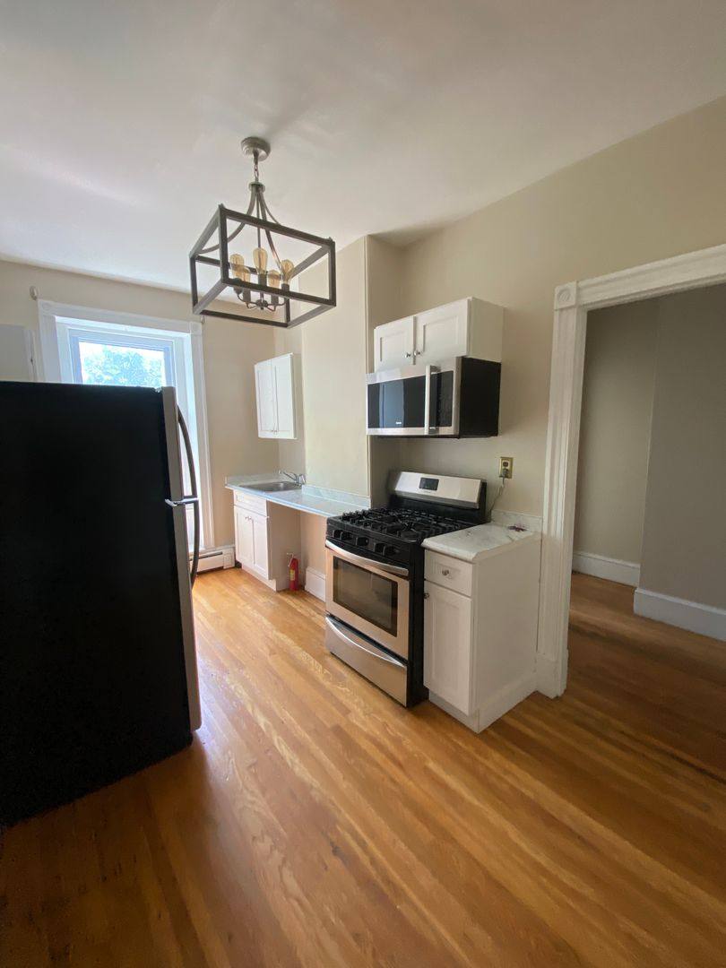 Apartment for rent at 7300 Boyer St, Philadelphia, PA 19119