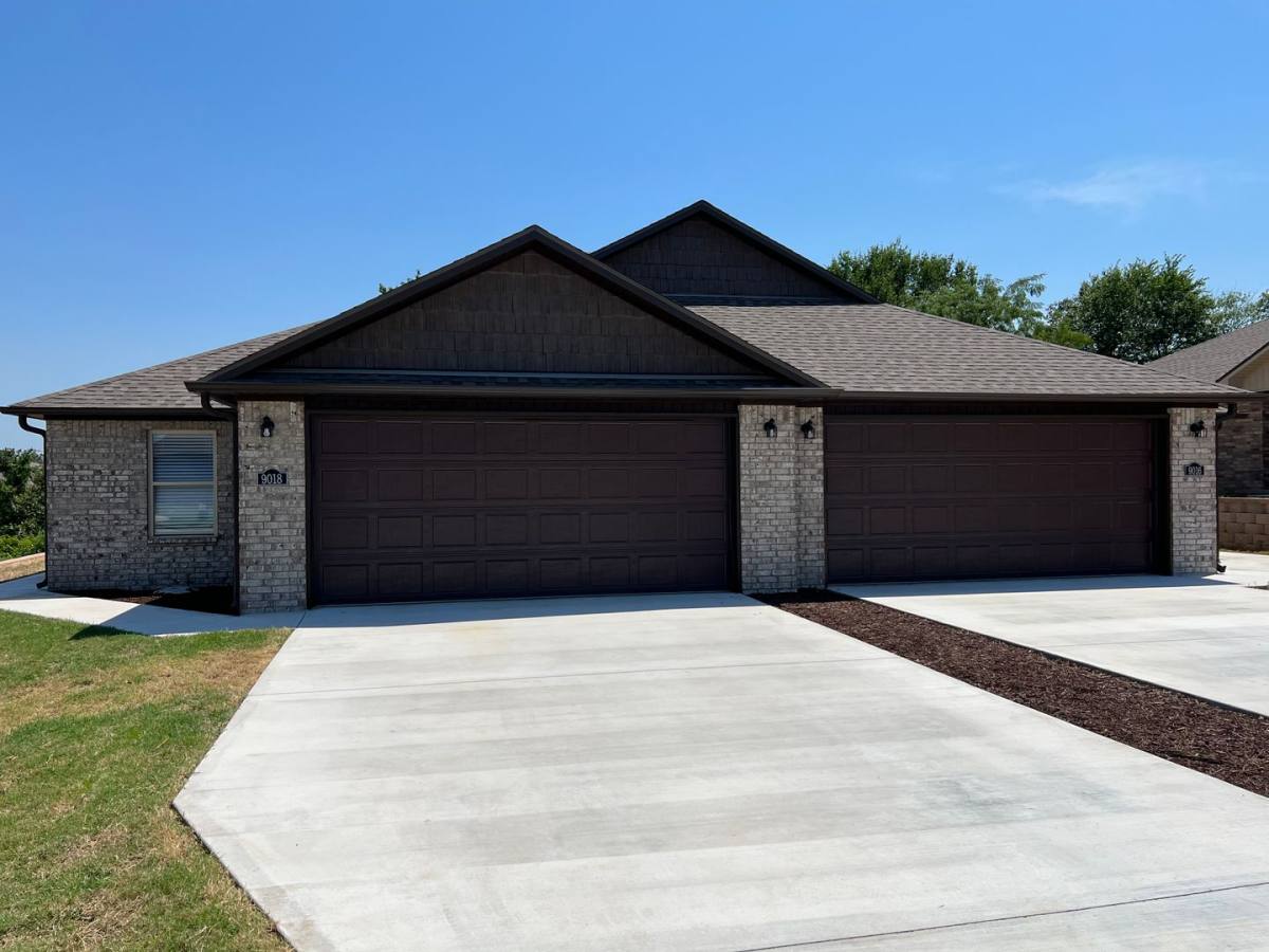 Apartment for rent at 9016-9018 Sandra Way, Van Buren, AR 72956