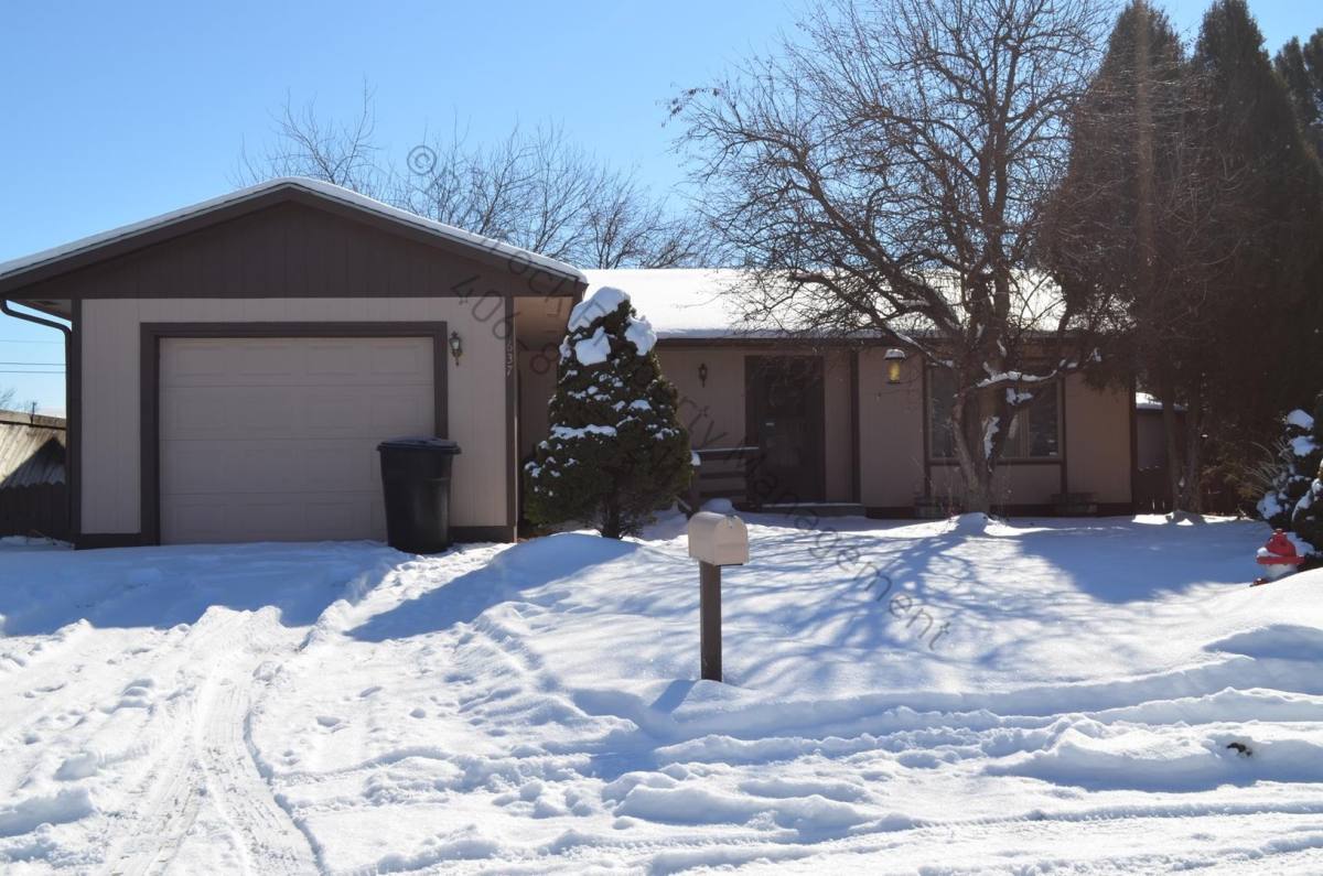 House for rent at 637 Chokecherry Place, Billings, MT 59102