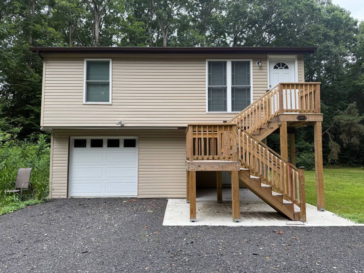Apartment for rent at 18942 Sand Hill Rd, Georgetown, DE 19947