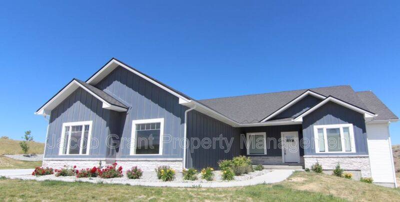 House for rent at 7110 S High Willow Lane, Idaho Falls, ID 83406
