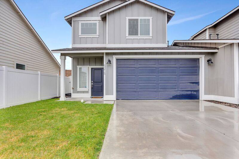 Townhouse for rent at 5215 Remington Dr, Pasco, WA 99301