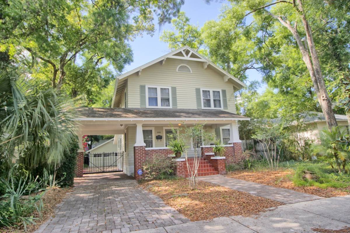 House for rent at 800 E Livingston St, Orlando, FL 32803