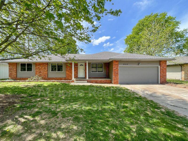 House for rent at 3315 S Ave, Springfield, MO 65807