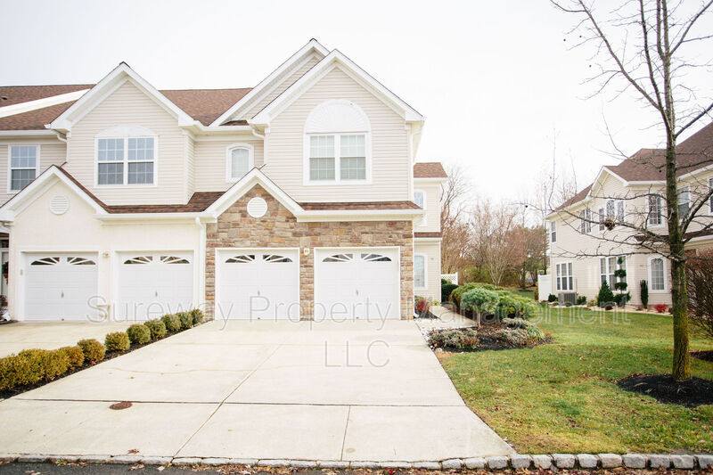 Townhouse for rent at 42 Tudor Court, Marlton, NJ 08053