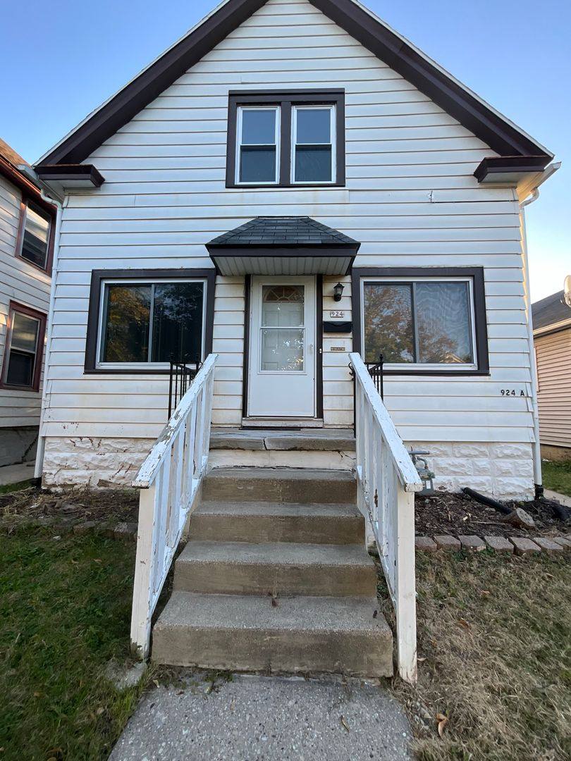 Apartment for rent at 924 S 74th St, Milwaukee, WI 53214