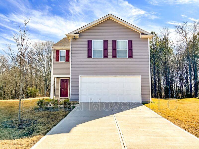 House for rent at 1521 Rosegarth Lane, Greer, SC 29651