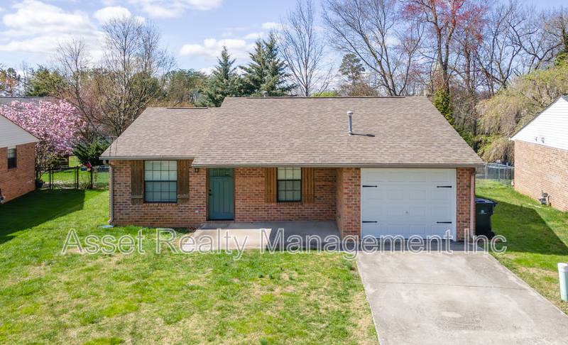 House for rent at 6121 Bill Murray Lane, Knoxville, TN 37912