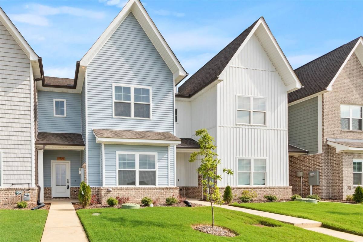Townhouse for rent at 169 Susan Lynn Dr, Hazel Green, AL 35750