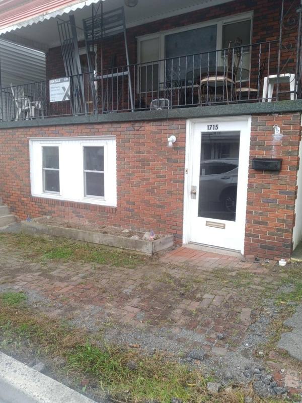 Apartment for rent at 1717-1715 W Market St #1, Pottsville, PA 17901