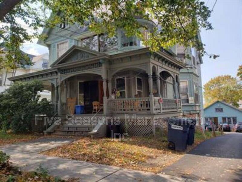 Apartment for rent at 41 S Willard St #3, Burlington, VT 05401