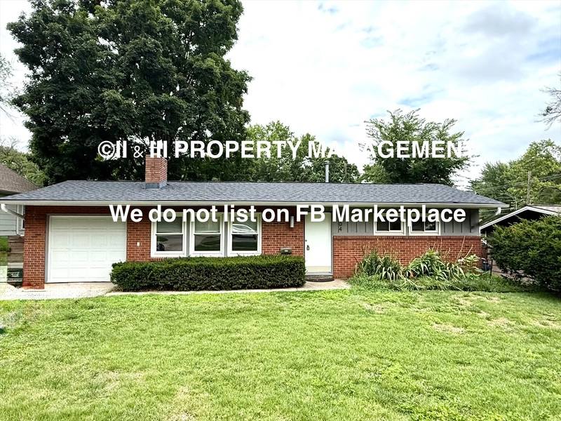 House for rent at 5504 W 79th St, Prairie Village, KS 66208