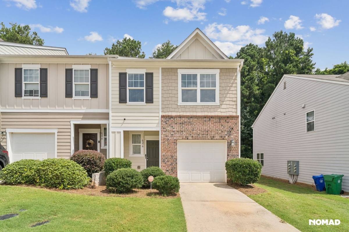 Townhouse for rent at 6376 Kennonbriar Court, Lithonia, GA 30058