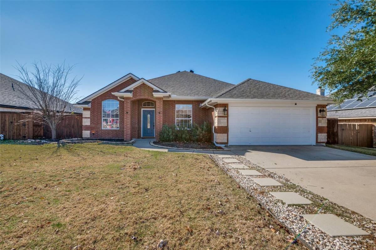 House for rent at 228 Lottie Lane, Fort Worth, TX 76179