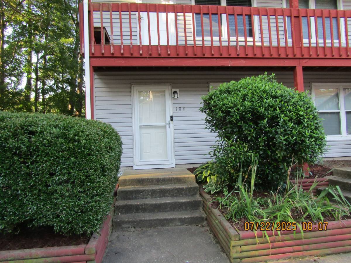 Condo for rent at 500 Barberton Dr, Virginia Beach, VA 23451