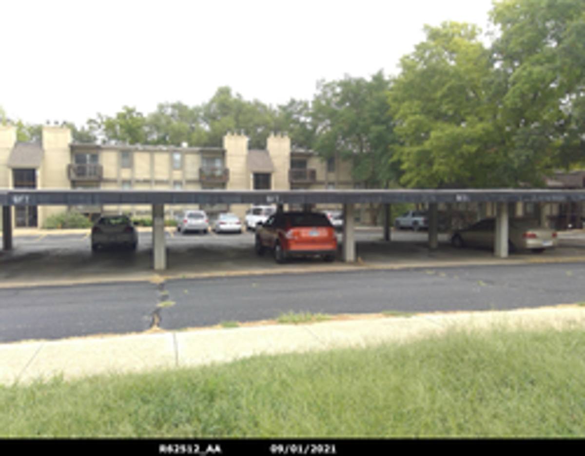 Apartment for rent at 2220 SW 29th Terrace, Topeka, KS 66611