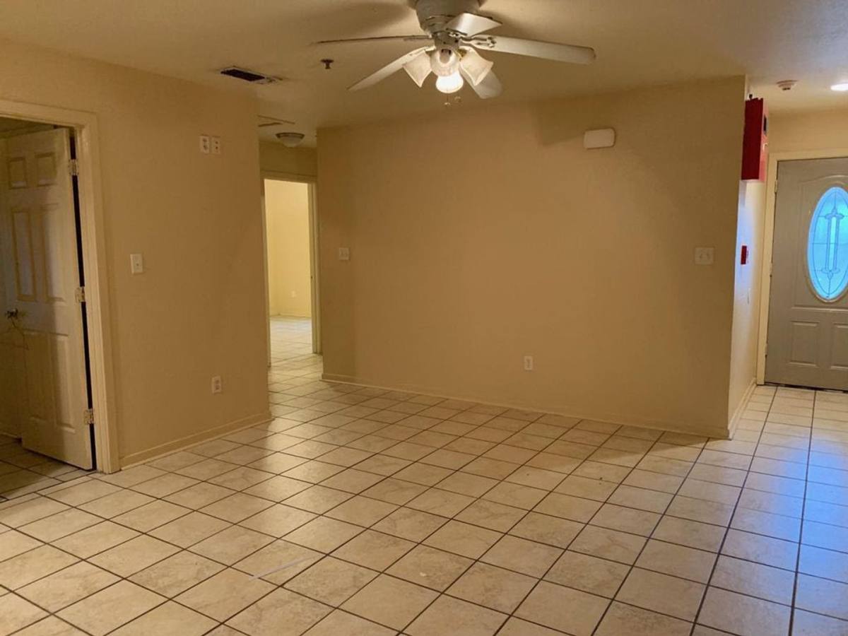 Apartment for rent at 1011 Rayburn, Longview, TX 75602