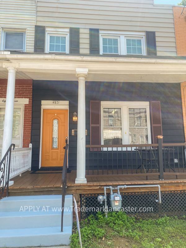 Townhouse for rent at 485 New Dorwart, Lancaster, PA 17603