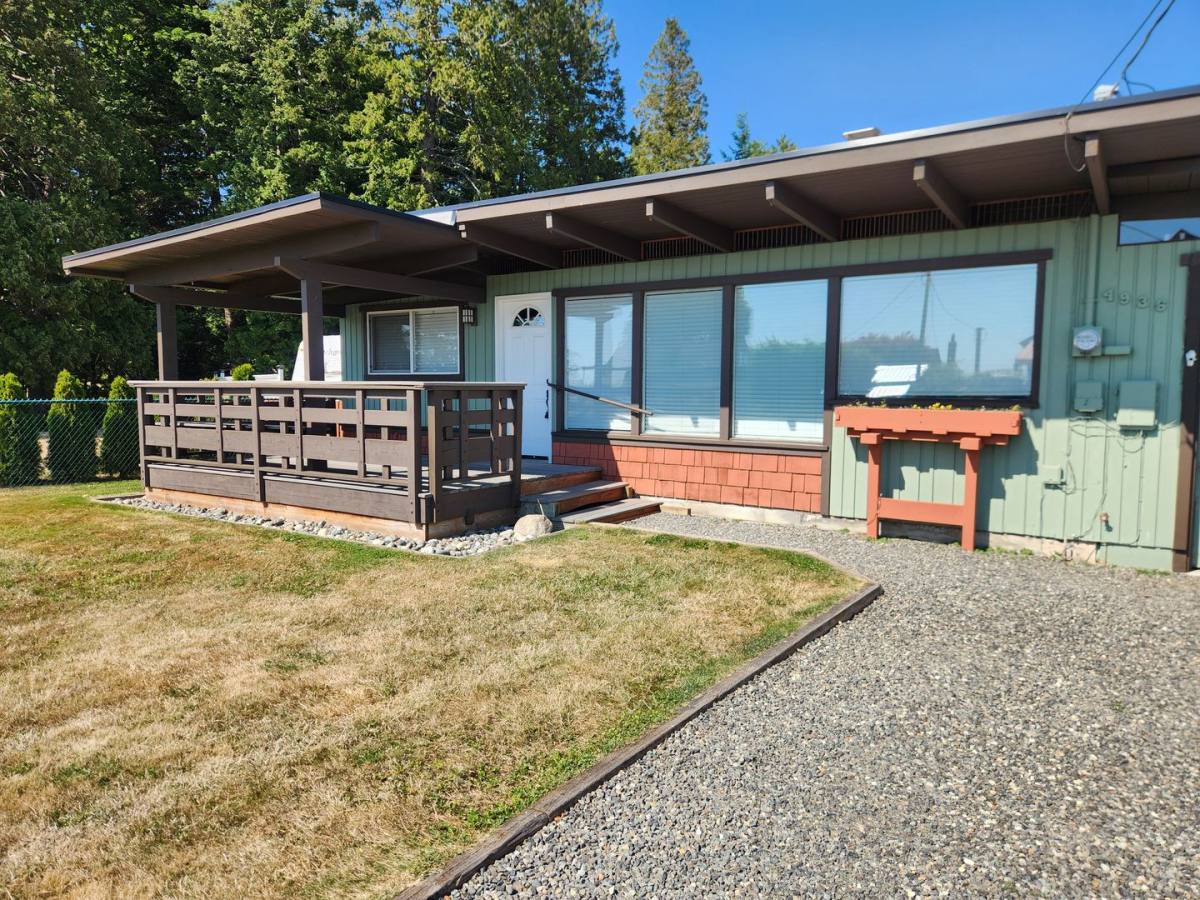 House for rent at 4936 Morgan Dr, Blaine, WA 98230