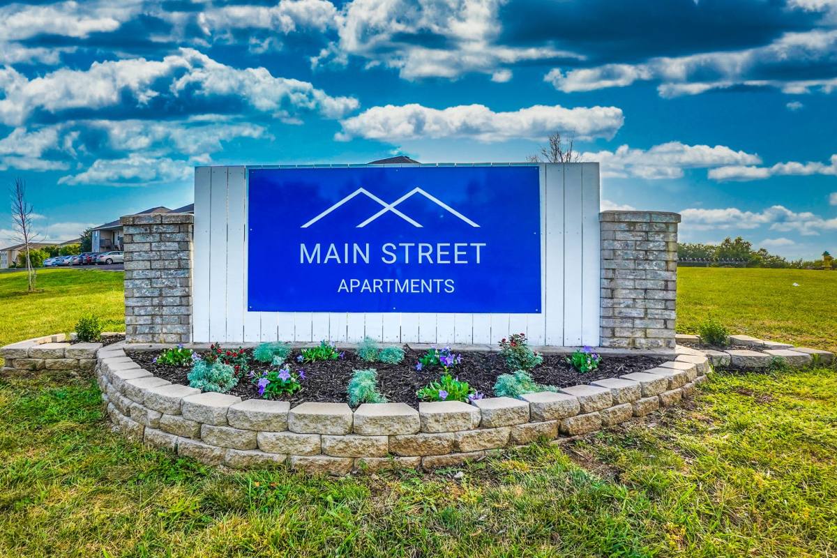 Apartment for rent at 412 S Main St, Warrensburg, MO 64093
