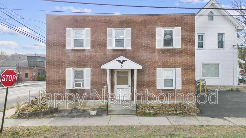 House for rent at 5-7 Upson St #10, Bristol, CT 06010