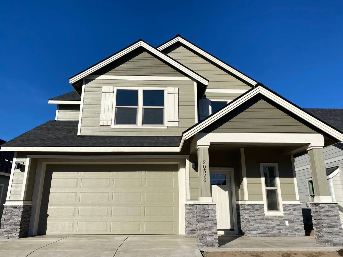 House for rent at 20576 Rolen Ave, Bend, OR 97702
