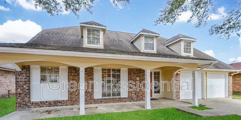 House for rent at 3338 Walhalla Dr, Houston, TX 77066