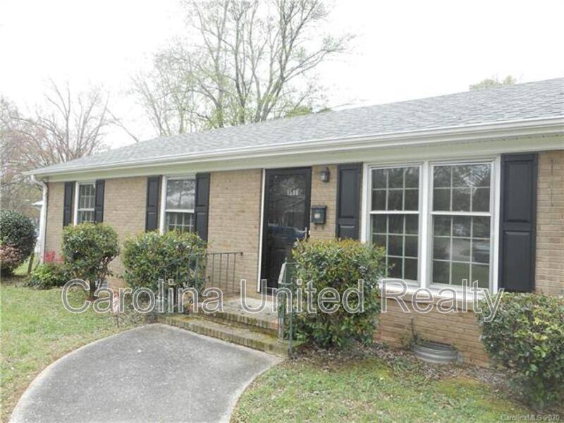 House for rent at 5500 Larchmont Ave, Charlotte, NC 28215