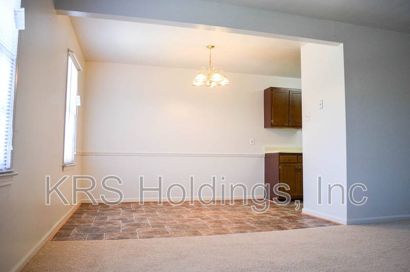 Apartment for rent at 7746 Colonial Point Lane #27-B, Gloucester Point, VA 23062