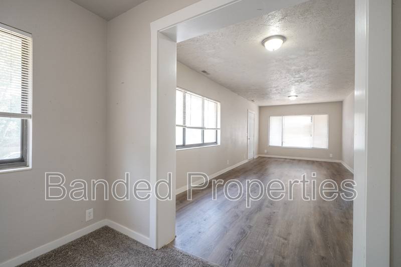 House for rent at 276 W 700 N #A, Salt Lake City, UT 84103