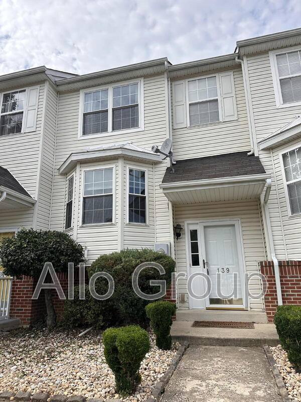 Townhouse for rent at 139 Bonnybrook Rd, Middletown, DE 19709